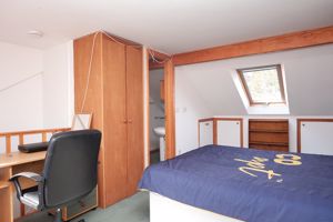 Bedroom 5- click for photo gallery